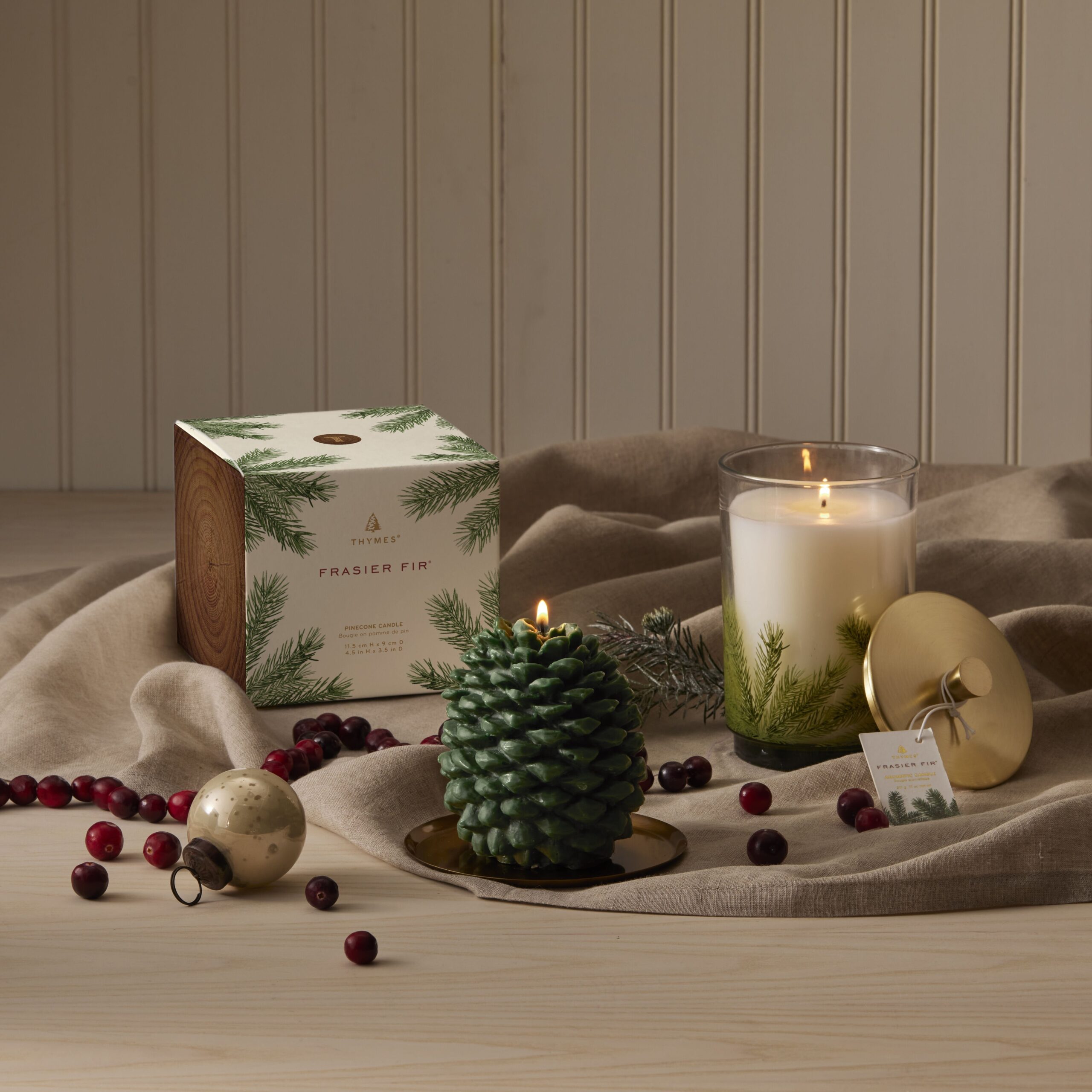 Frasier Fir? Petite Molded Pinecone Candle - Thymes
