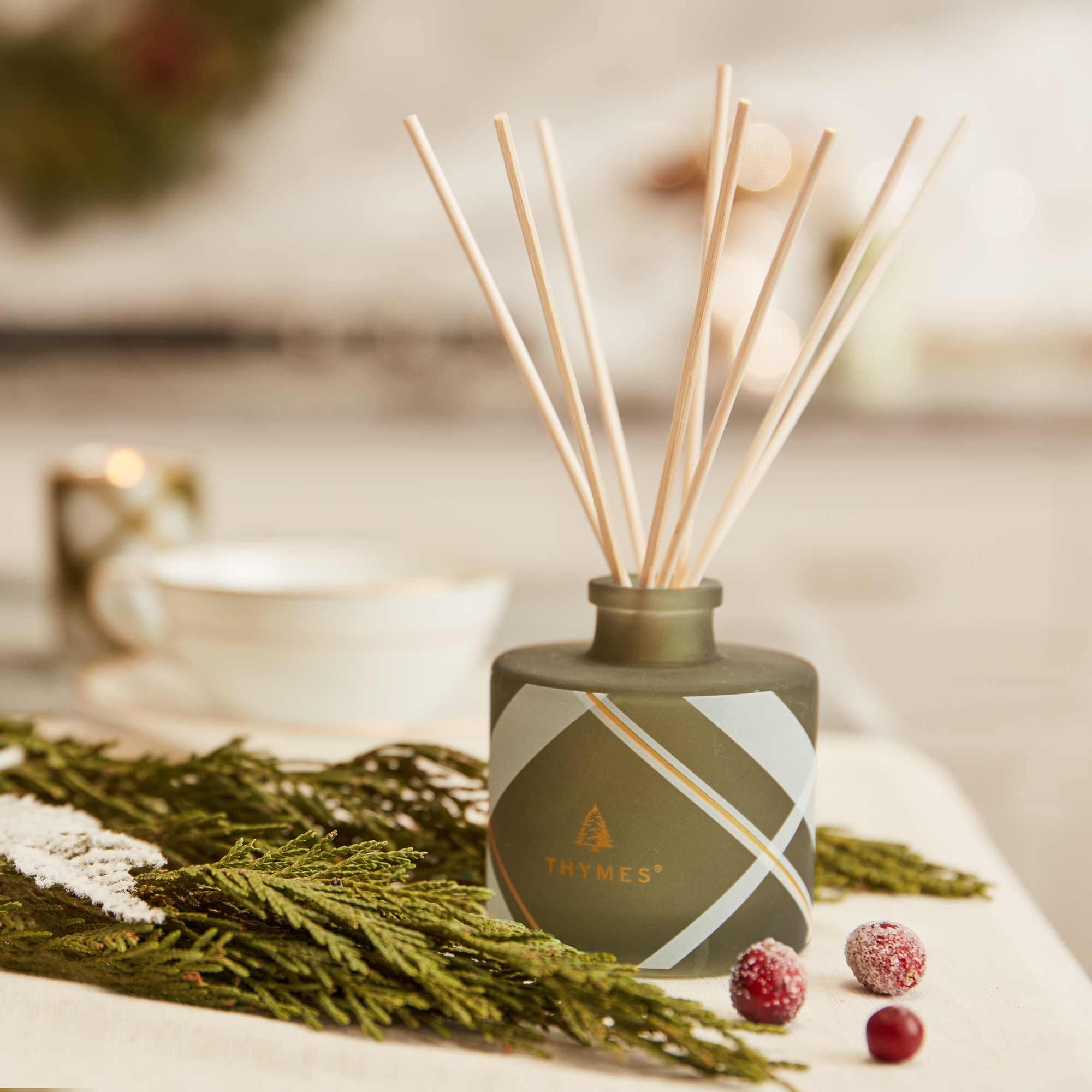Frasier Fir® Frosted Plaid Petite Reed Diffuser - Thymes