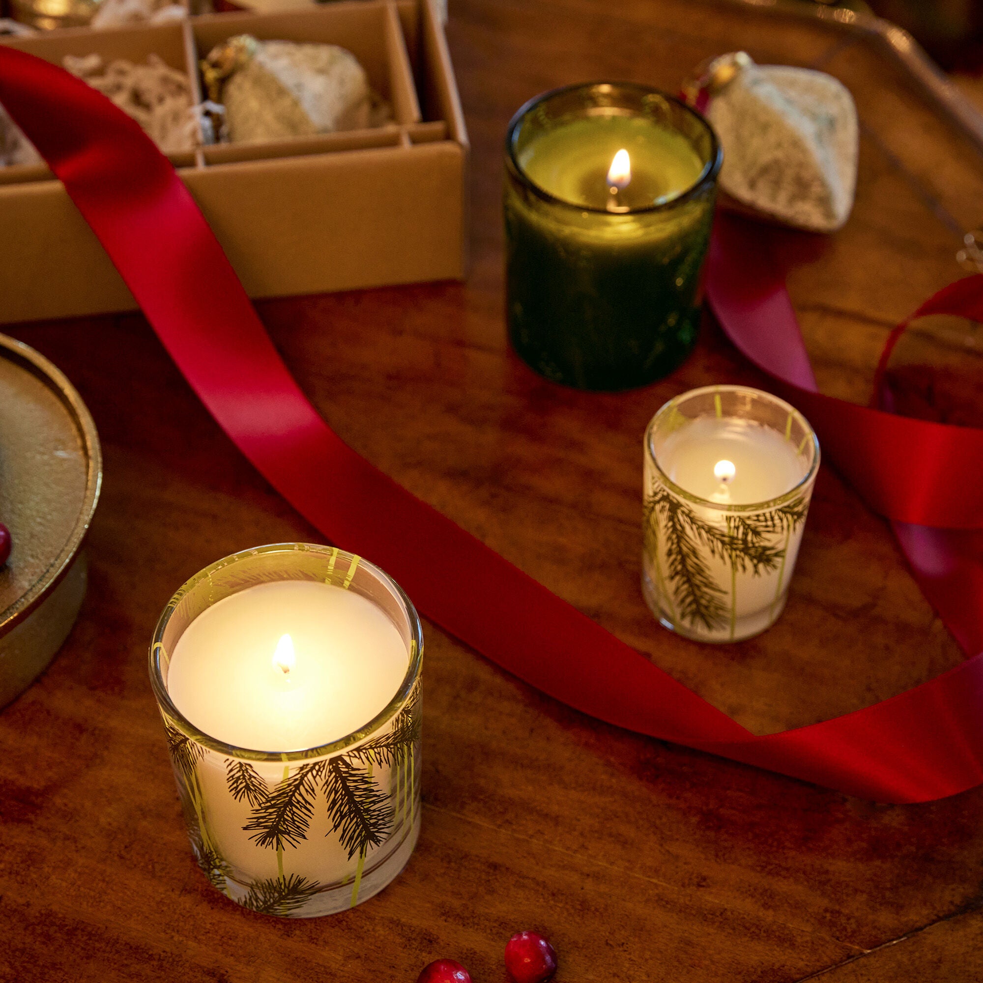 Frasier Fir? Pine Needle Votive Candle - Thymes