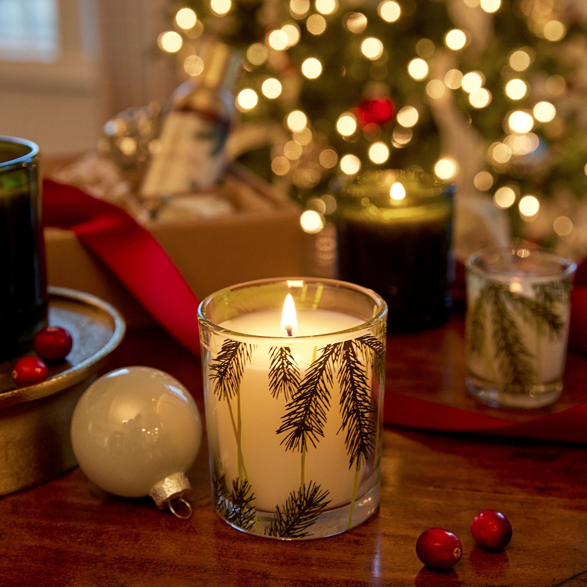 Frasier Fir® Pine Needle Candle - Thymes